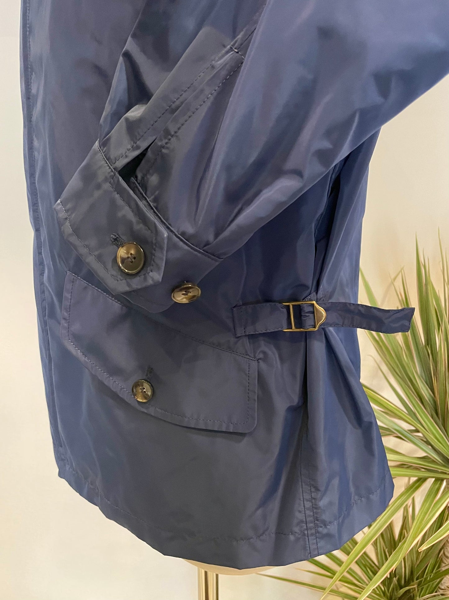 Giacca-a-Vento-L_impermeabile-Blu