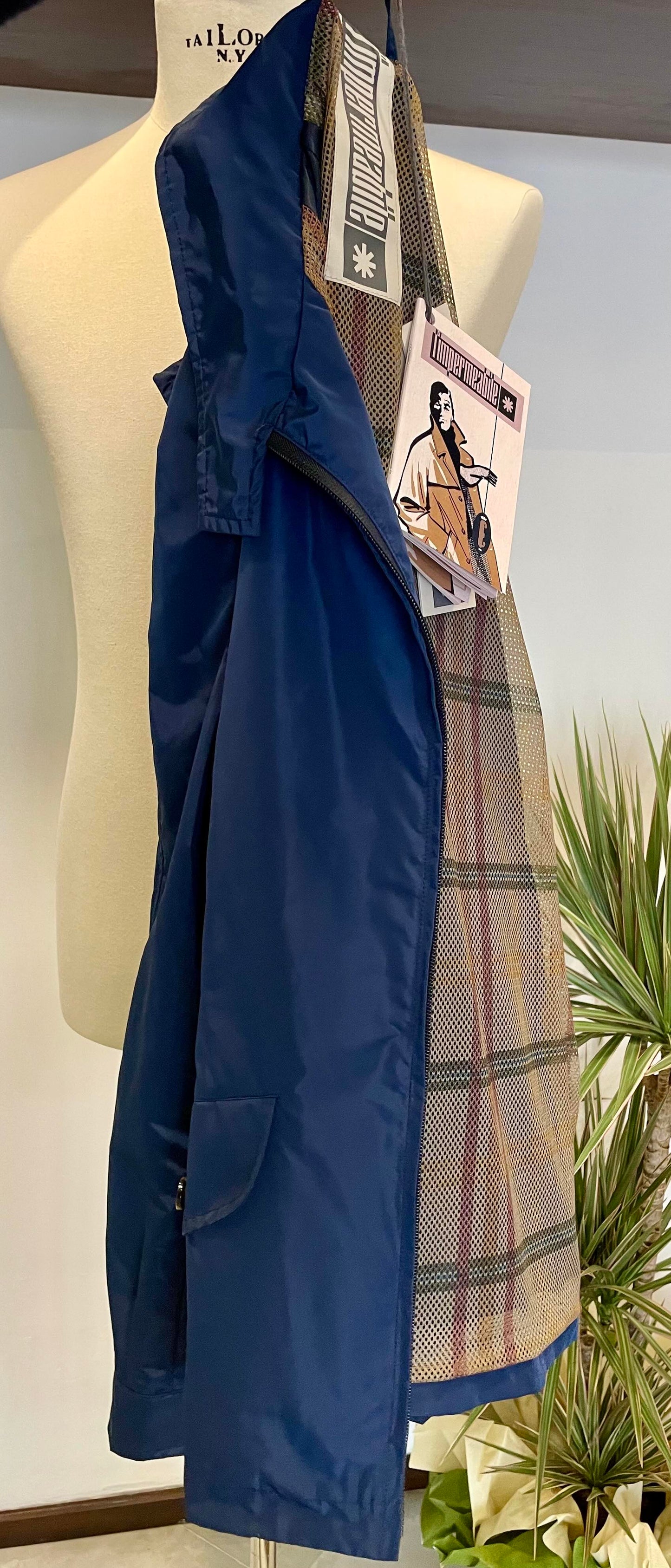 Giacca-a-Vento-L_impermeabile-Blu